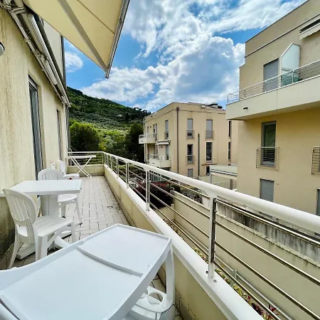 Deluxe Residenza Prealba Apartment Levanto